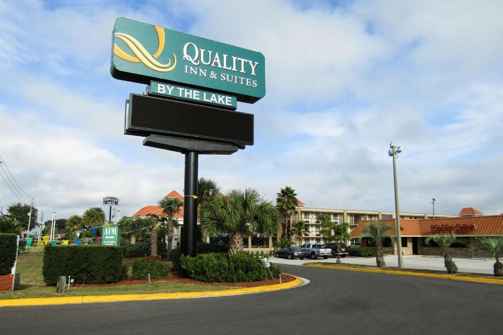 Quality Inn & Suites Kissimmee by The Lake Main image